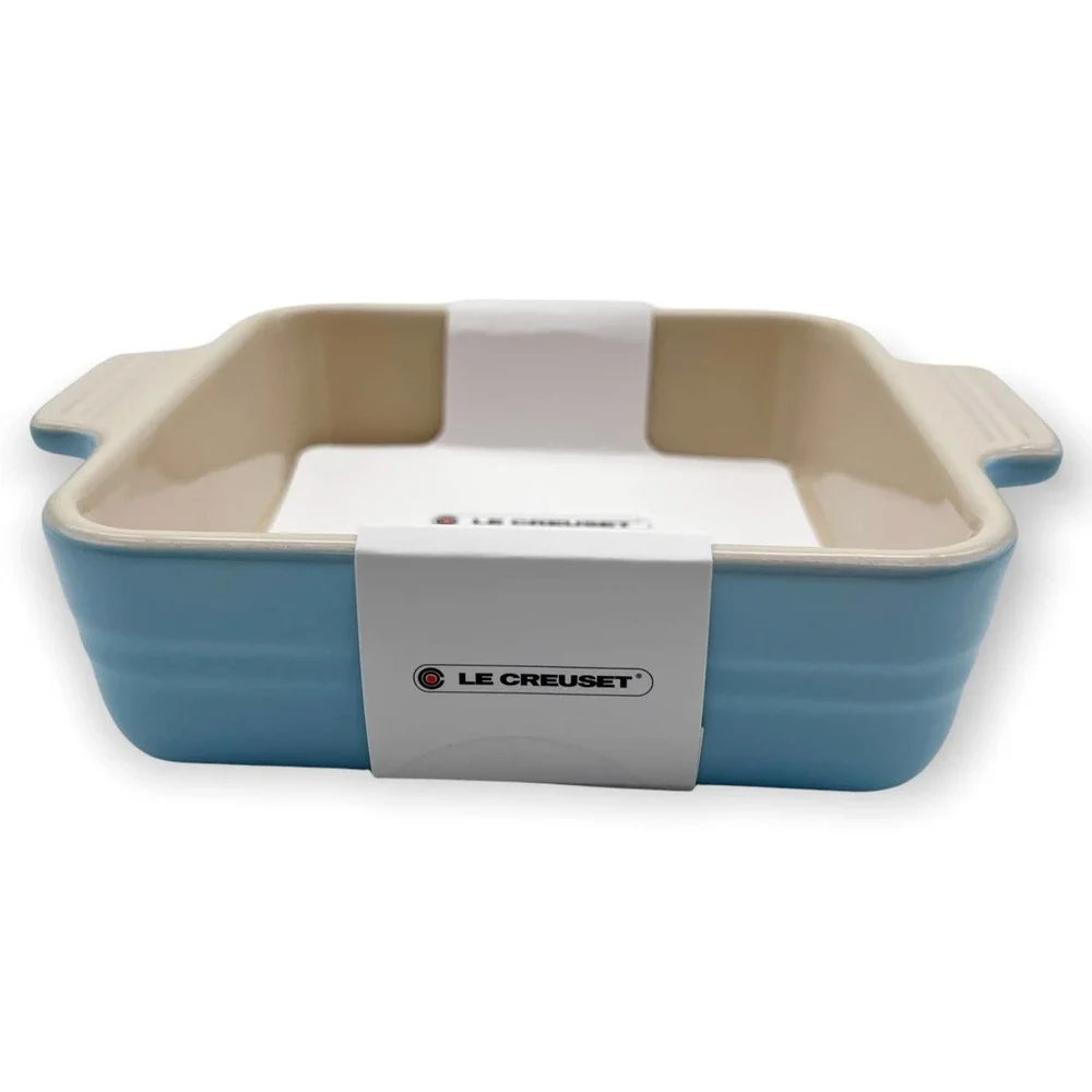 LE CREUSET NWT Baby Blue 5 1/2 IN 20 OZ Square Baking Dish - Picture 1 of 4